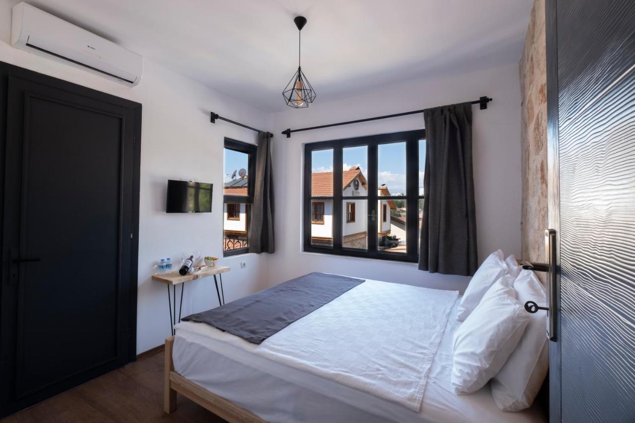 Solo Boutique Hotel Анталія Екстер'єр фото